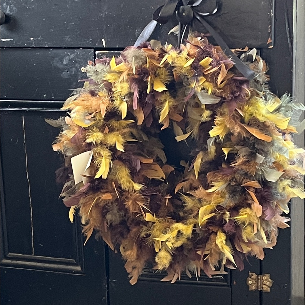 KATHRYN CLARKE Large Feather Wreath - Picture 4 of 12